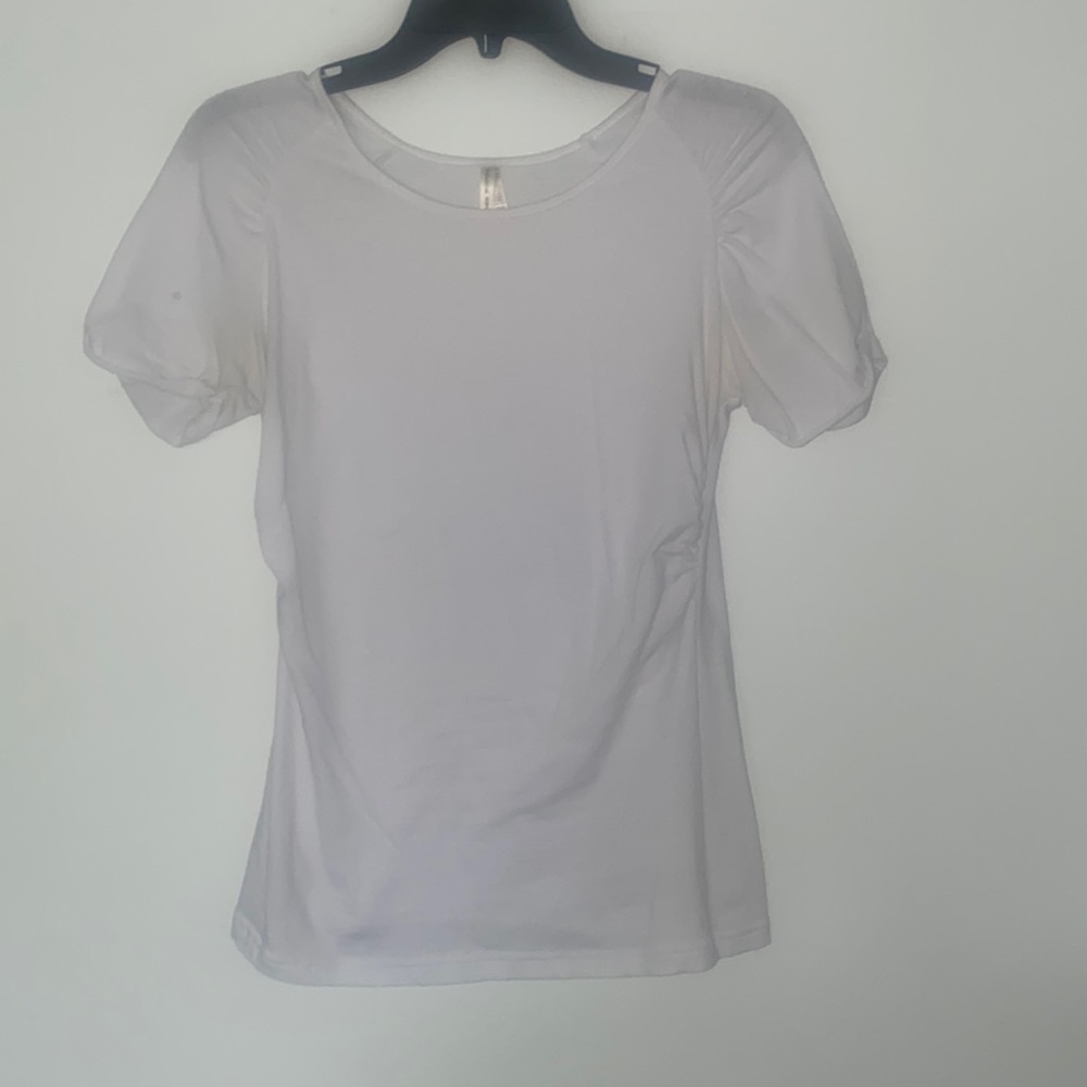 Color Story White Basic Elastic Sleeve Teeshirt